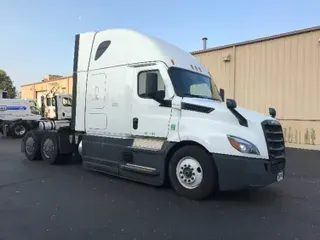 2021 FREIGHTLINER T12664ST