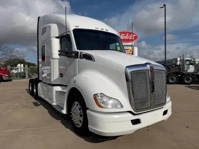 2020 Kenworth T680d92b96fcfc63205aa220d3c3608eb07b