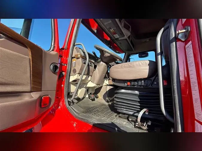 2018 VOLVO VNL730