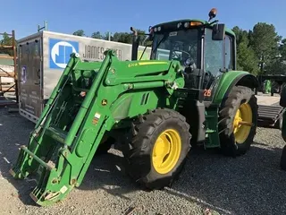 2019 John Deere 6120M