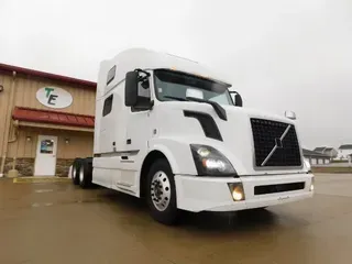 2018 Volvo VNL