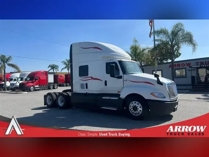 2022 INTERNATIONAL LT