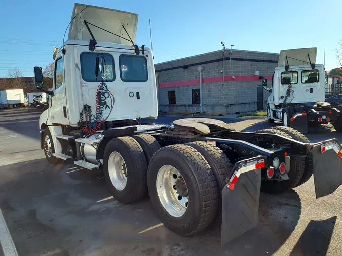 2020 FREIGHTLINER/MERCEDES NEW CASCADIA PX12664