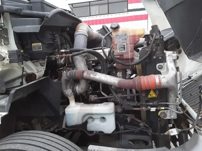 2019 NAVISTAR INTERNATIONAL RH613 DAYCAB S/A