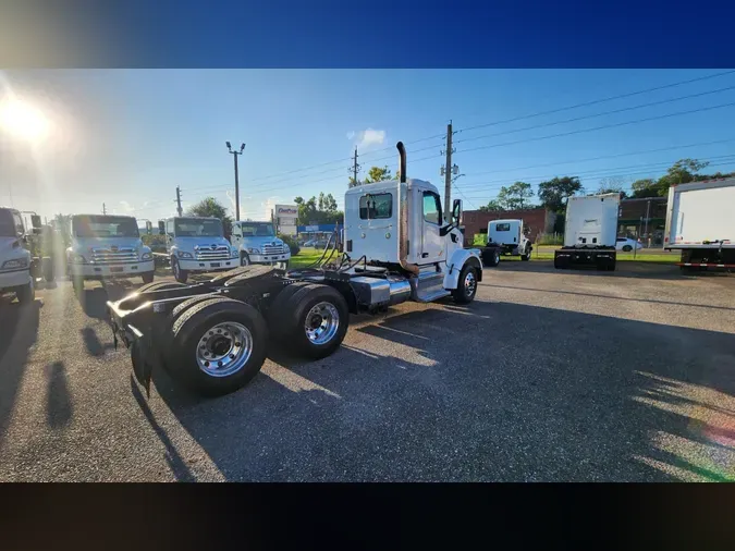 2020 Peterbilt 567