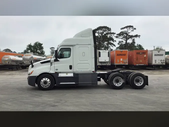2020 Freightliner Cascadia