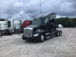 2021 KENWORTH T680