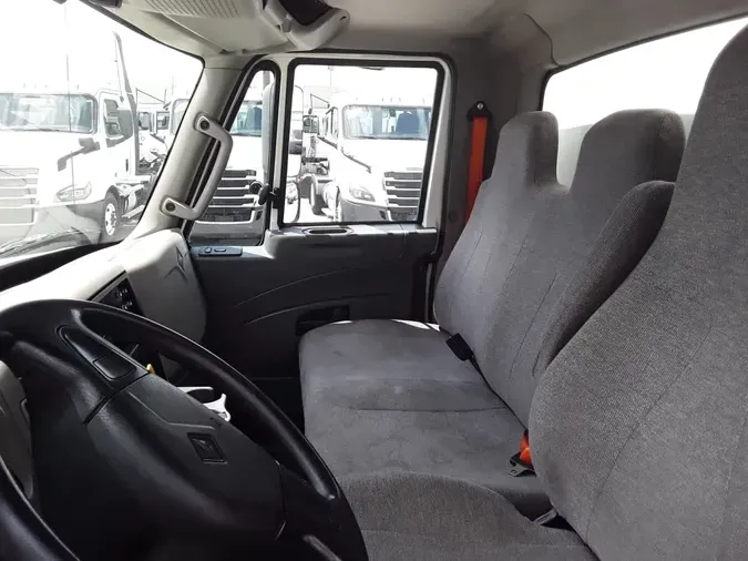 2019 NAVISTAR INTERNATIONAL 4300