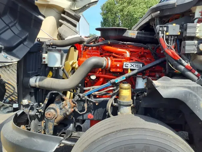 2019 NAVISTAR INTERNATIONAL LT625 DAYCAB T/A