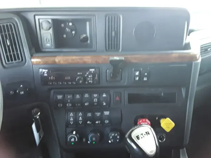 2019 NAVISTAR INTERNATIONAL LT625 SLPR CABd94dc28e9f354511491f27f721558ae8