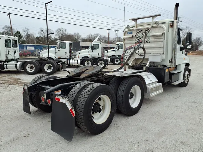 2018 FREIGHTLINER/MERCEDES CASCADIA 125