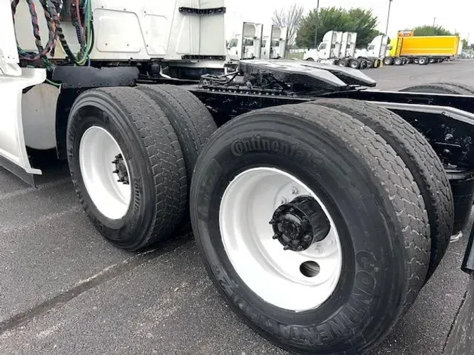 2020 International LT625