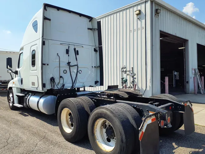 2019 FREIGHTLINER/MERCEDES CASCADIA 125