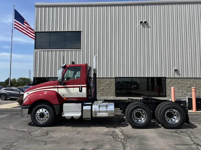 2027 International LT625d955c862078fb63c608d2935b65356b9