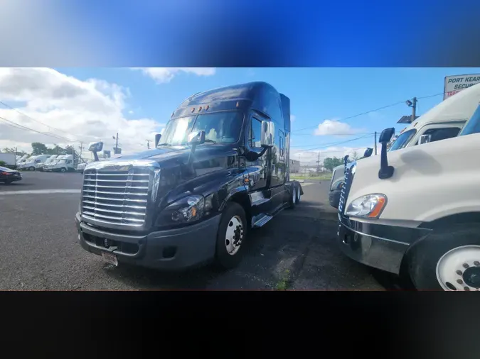 2019 FREIGHTLINER/MERCEDES CASCADIA 125