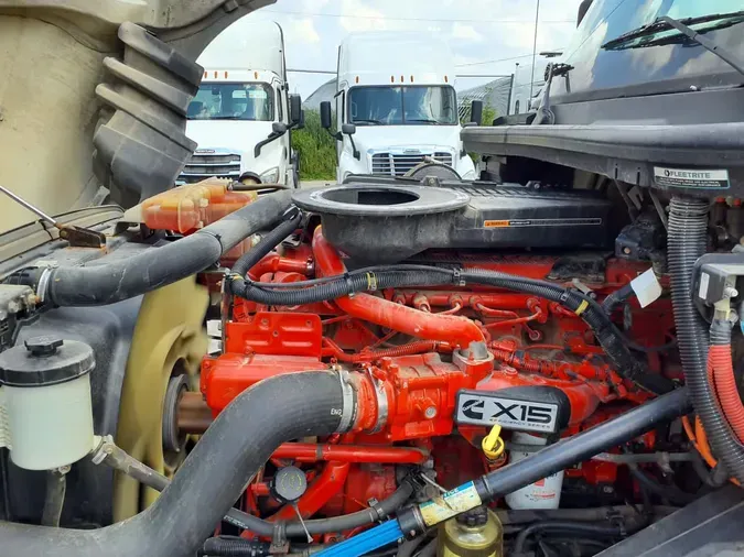 2019 NAVISTAR INTERNATIONAL LT625 DAYCAB T/A