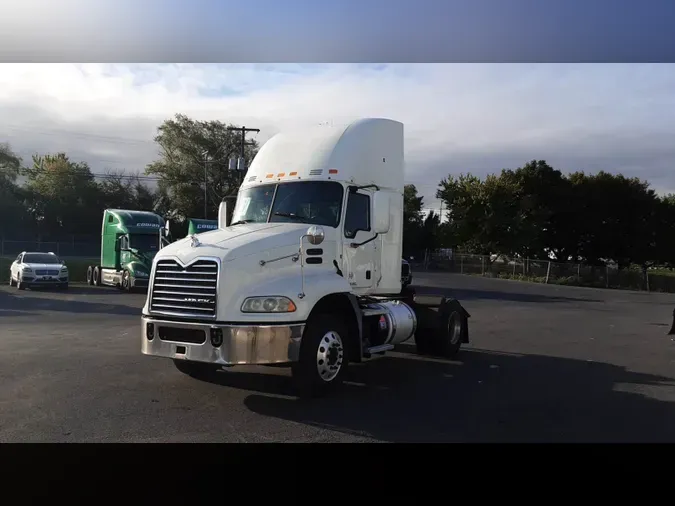 2018 Mack CXU (PINNACLE)d959f9731c3e142507a8e451dd72e7ef