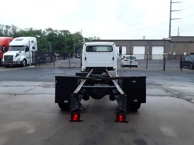 2020 FREIGHTLINER/MERCEDES M2 106