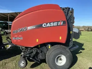 2018 Case IH RB565