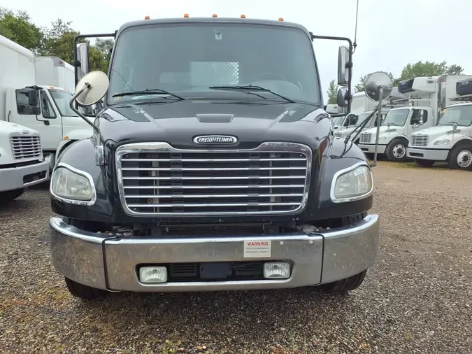 2020 FREIGHTLINER M2 106