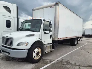 2017 FREIGHTLINER M2 106