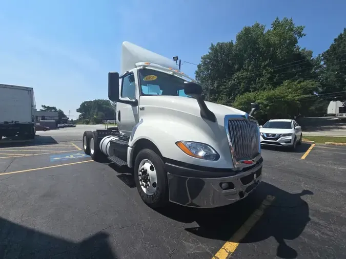 2019 NAVISTAR INTERNATIONAL LT625 DAYCAB T/Ad9687d3ea1669e814e885434d297ffa7