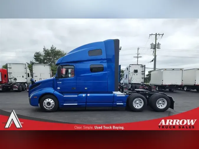 2021 VOLVO VNL760