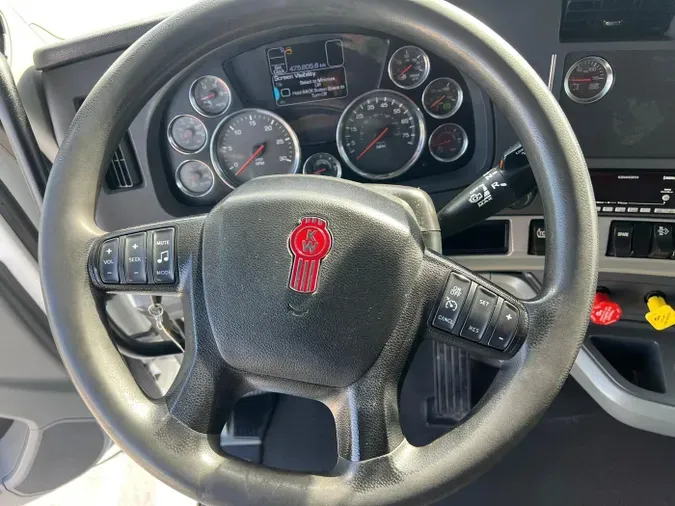 2022 Kenworth T680