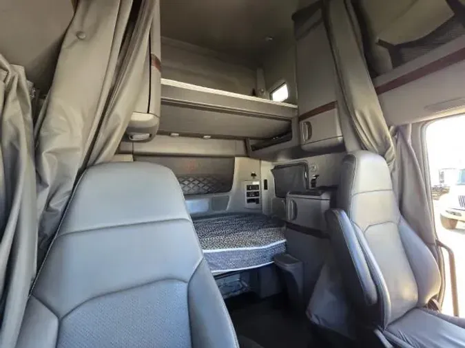 2023 International LT625