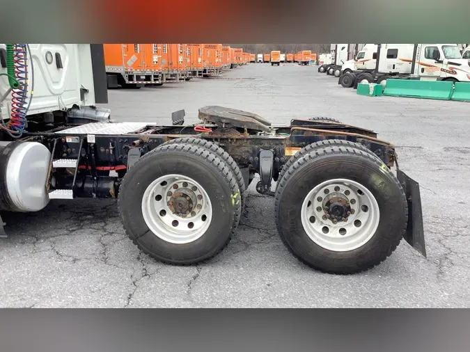 2020 Freightliner Cascadia 126d972bad406b898a450d85dba2dc29f07