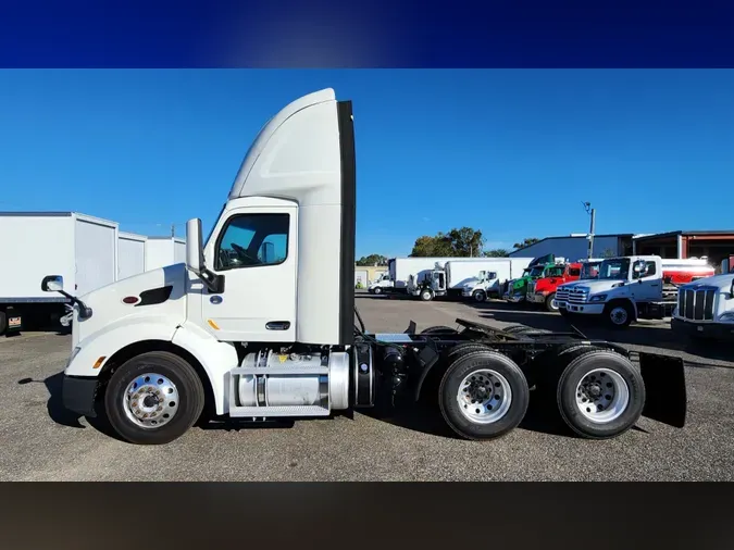 2021 Peterbilt 579