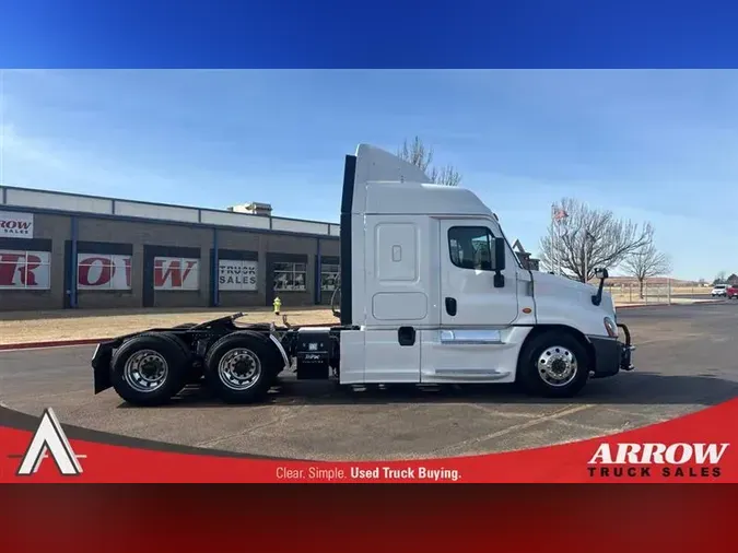 2020 FREIGHTLINER CASCADIA