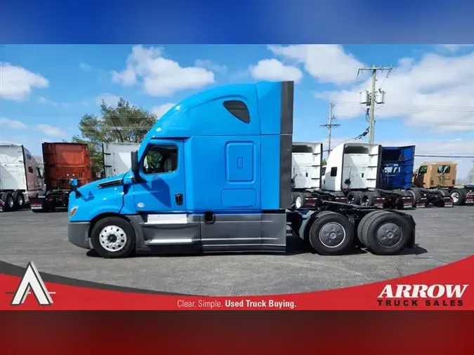 2023 FREIGHTLINER CA126