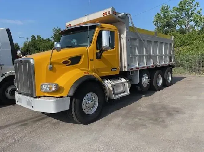 2017 Peterbilt 567