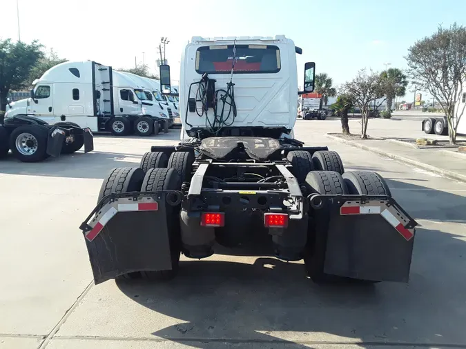 2018 NAVISTAR INTERNATIONAL LT625 DAYCAB T/A