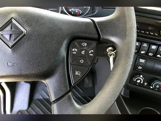 2019 INT LT625 6x4
