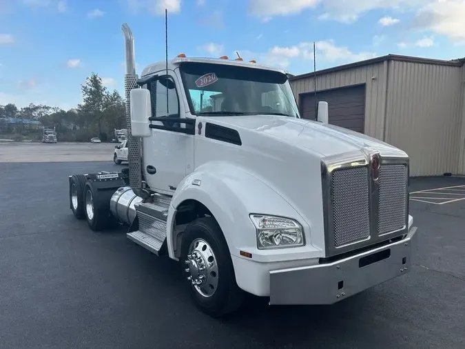 2020 Kenworth T880