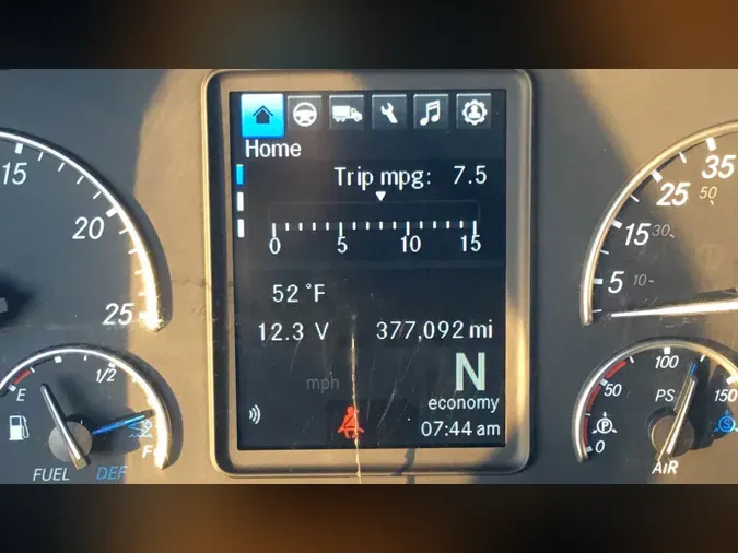 2022 Freightliner Cascadia 126
