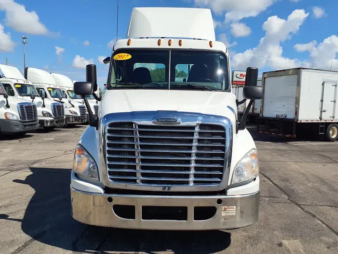 2017 FREIGHTLINER/MERCEDES CASCADIA 125