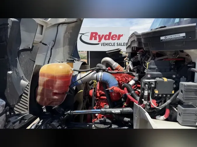 2019 NAVISTAR INTERNATIONAL 4300