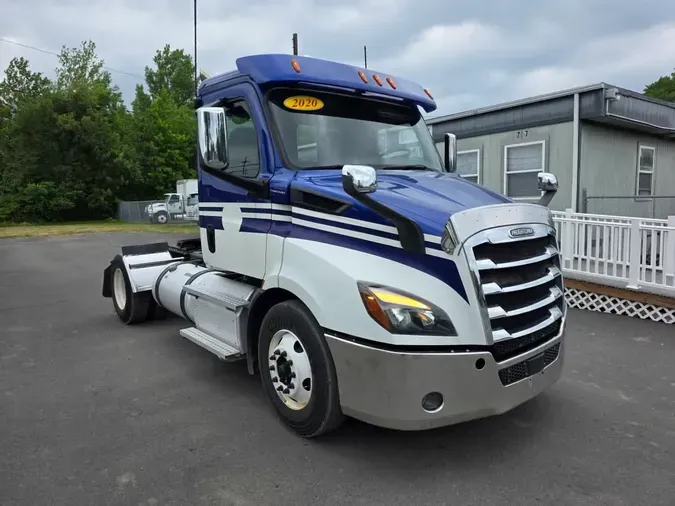2020 FREIGHTLINER/MERCEDES NEW CASCADIA 116
