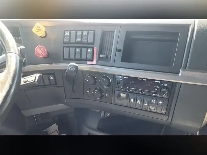 2022 VOLVO VNL760d997b8438a04110bed7daf0a95cf19fa