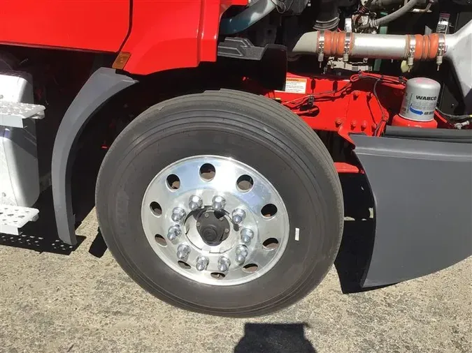 2020 FREIGHTLINER CA116