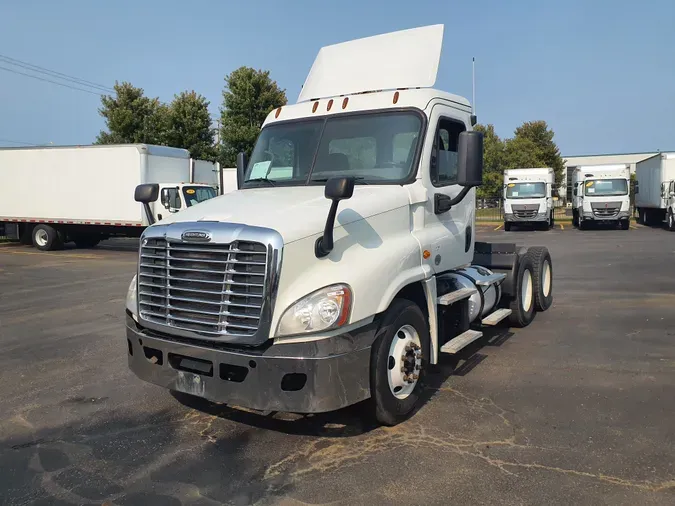 2016 FREIGHTLINER/MERCEDES CASCADIA 125d9a09df33b9c7c0641c269fdc743013b