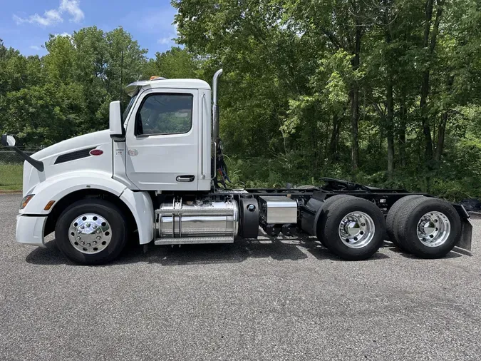 2022 Peterbilt 579
