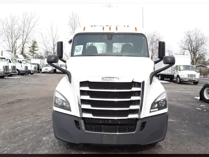 2020 FREIGHTLINER/MERCEDES NEW CASCADIA 116