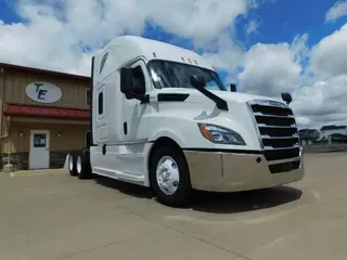 2020 Freightliner New Cascadia 126