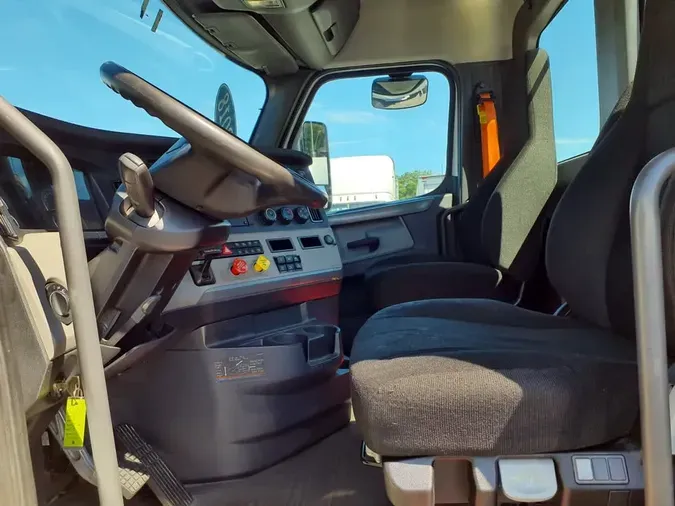 2018 FREIGHTLINER NEW CASCADIA PX12664
