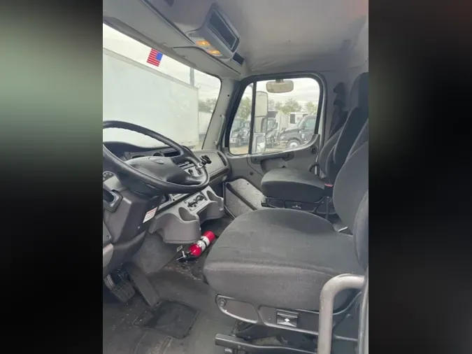 2017 FREIGHTLINER/MERCEDES M2 106d9a5703062e8ed37c797e20f62163840