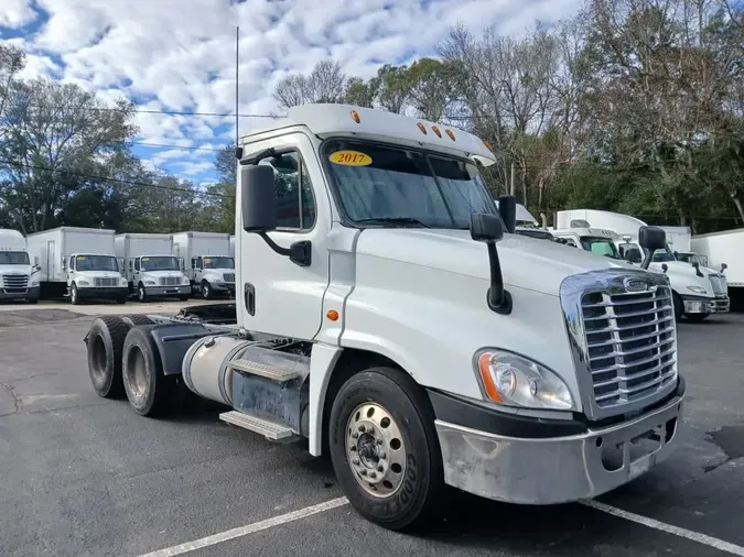 2017 FREIGHTLINER/MERCEDES CASCADIA 125d9a5ca99ef51ddb8027a0718f2e4535d